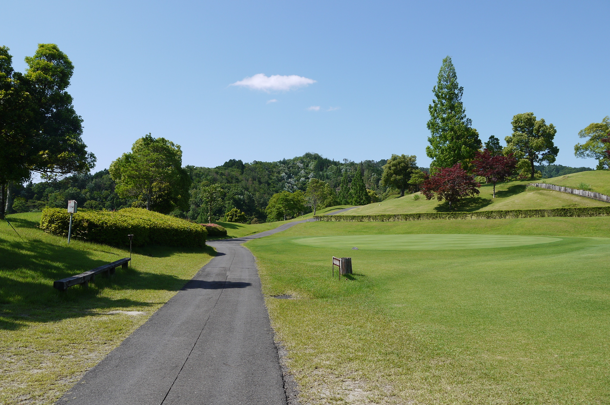 ���E���h���i2